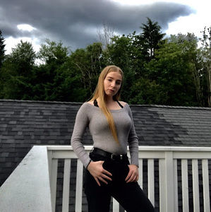 Meet your Posher, Helena